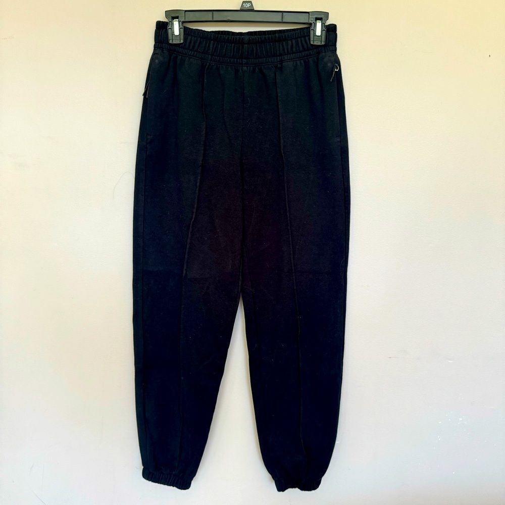 Old Navy dynamic fleece joggers, XS, loose, high waist
